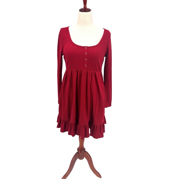 wild fable Dresses & Skirts - Wild Fable Waffle Knit Baby Doll Dress Womens Cranberry Empire Waist Ruffle L